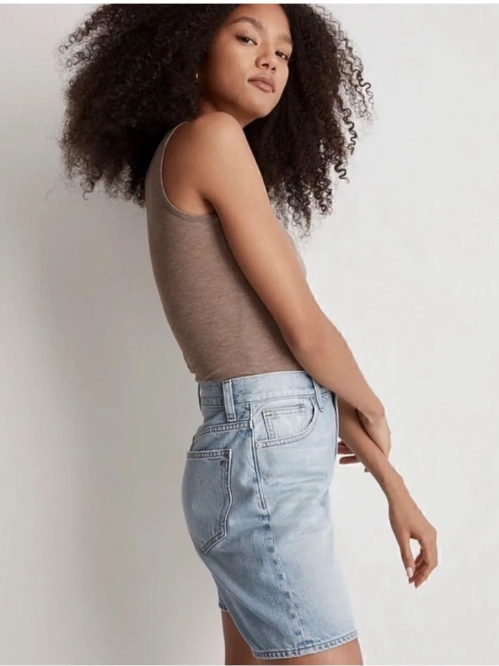 Madewell Women’s Baggy Jean Shorts in Bessmund Wash Size 26 NWOT